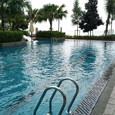 Timur Bay Seafront Resident Kuantan By Seroja Suits Exterior photo