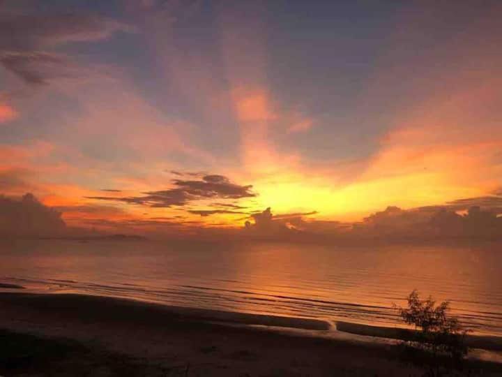 Timur Bay Seafront Resident By Seroja Suits Apartment Kuantan