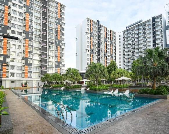 Timur Bay Seafront Resident By Seroja Suits Apartment Kuantan