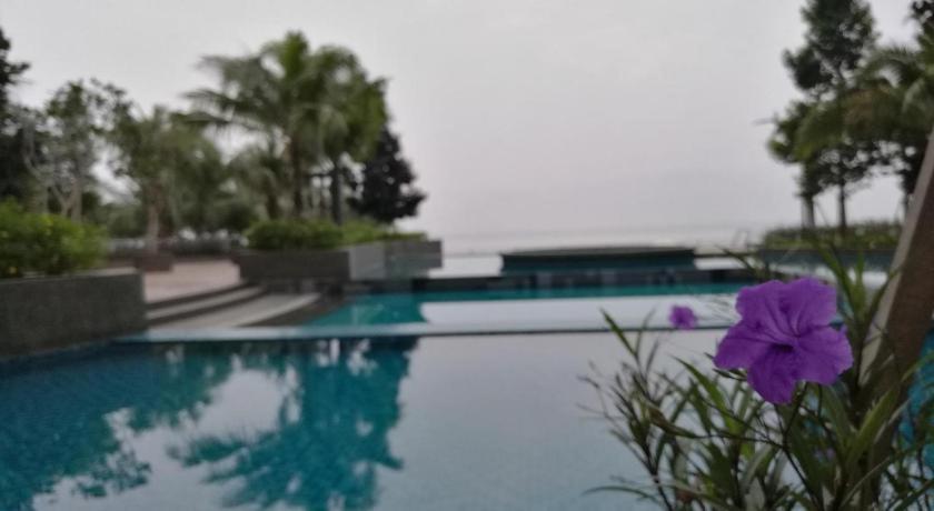 Apartment Timur Bay Seafront Resident By Seroja Suits